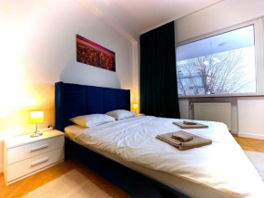 Ultracentral Apartment 4 rooms - Old City Center -120 square meters -